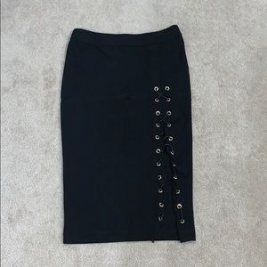 Black slit skirt